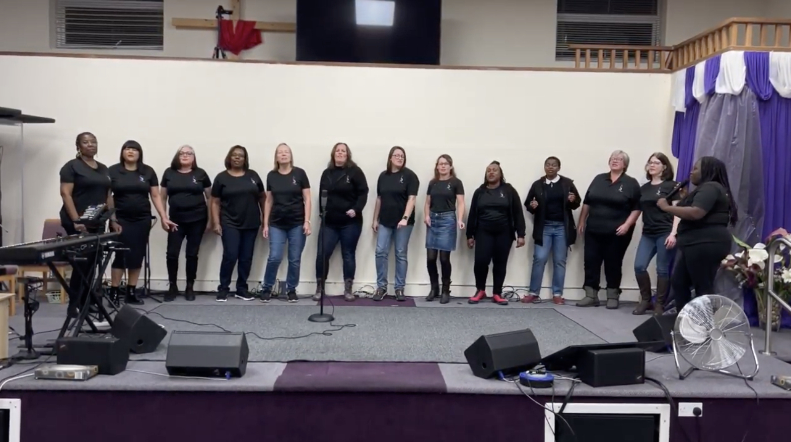 Sing It Bold Community Gospel Choir - - Singing Jesus Promised !